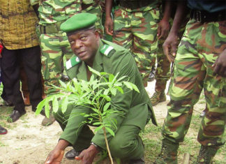 Reboisement au Centre-Est : 1250 plants mis en terre sur les berges du barrage de Bagré