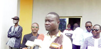 Droits humains : la société civile s’approprie le manuel de formation de base