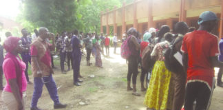 Résultats du bac 2020 Des candidats entre cris de joie et déception