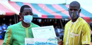 Prix sur la gestion durable des terres: Mahamadi Sebogo des Editions Sidwaya, lauréat de la catégorie presse écrite