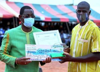 Prix sur la gestion durable des terres: Mahamadi Sebogo des Editions Sidwaya, lauréat de la catégorie presse écrite