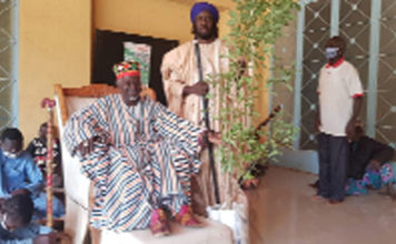 Promotion de la paix et la tolérance : le Cheick Moaze congratulé par le Moogho Naaba