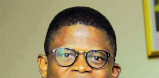 Offrande lyrique : la coutume et la loi, Antigone en Afrique