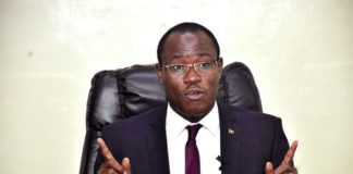 Pr Abdoulaye Soma, candidat à l’élection présidentielle « Je ne vais jamais m’aligner derrière l’ancienne génération politique »