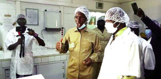 Semaine burkinabè de l’industrie : Le ministre Harouna Kaboré visite Presta-Sud et DAFANI SA