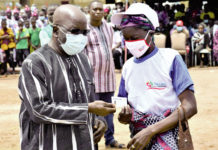 Assurance maladie universelle : Les premiers bénéficiaires reçoivent leurs cartes