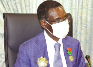 Banque ouest africaine de développement : Le président sortant, Christian Adovelande, décoré