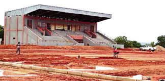 Réhabilitation du stade municipal de Banfora : Daouda Azoupiou satisfait du niveau du chantier