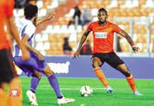 Issoufou Dayo offre la coupe CAF à Berkane