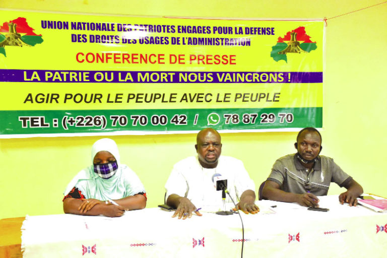 Lutte contre le laxisme  dans l’administration publique : Des usagers prennent le combat  en main