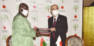 Coopération Japon-Burkina : Plus de 49 millions F CFA pour le CEG de Ourgou