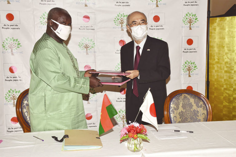 Coopération Japon-Burkina : Plus de 49 millions F CFA pour le CEG de Ourgou