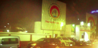 Nuit électorale : Ambiance dans les sièges de partis