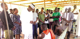 Attaque à la cité universitaire de Kossodo:le ministre Ousséni Compaoré au chevet des blessés