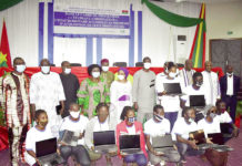 Opération « Un étudiant, un ordinateur » 256 bénéficiaires reçoivent leurs appareils