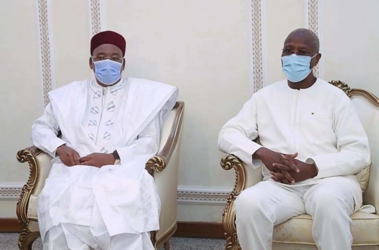 Obsèques de Charles Bila Kaboré : le président nigérien au Burkina