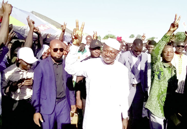 Eddie Komboïgo entame sa conquête de Kosyam par Tenkodogo