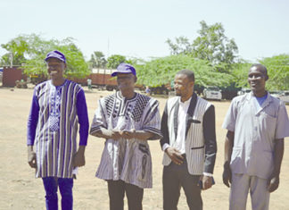 Le NTD vise les deux sièges du Poni