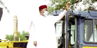 Bitumage de la route Dogondoutchi-Dogonkiria-Bagaroua-Tebaram