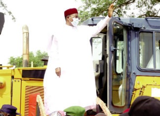 Bitumage de la route Dogondoutchi-Dogonkiria-Bagaroua-Tebaram