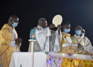 Fête de Noël 2020: L’église catholique appelle à dire « oui » à la famille