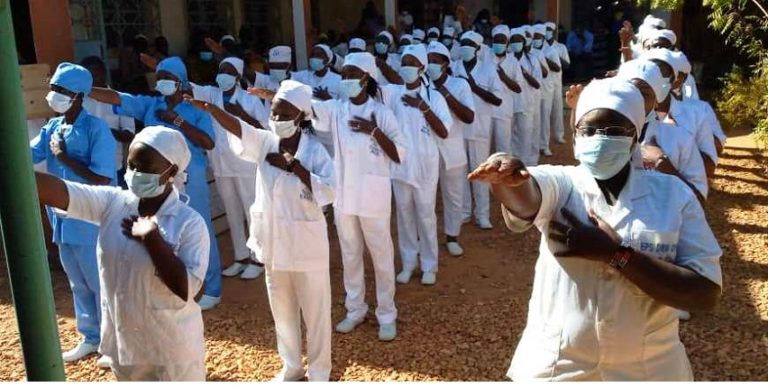 Ecole de Santé  Dr Mamadou Ouédraogo:  37 nouveaux  agents  prêtent serment