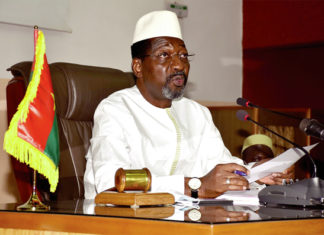 Assemblée nationale : les députés adoptent le règlement