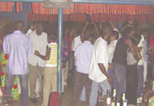 Fêtes de fin d’année : Des ouagalais se sont ‘’amusés’’ avec le coronavirus