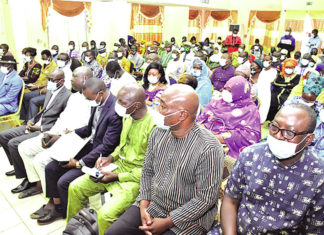 Economie informelle: le ministre Salifo Tiemtoré prône la cohésion entre les acteurs