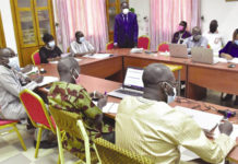 Ministère en charge de la décentralisation : Clément Sawadogo visite les projets et programmes du département