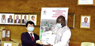 Lutte contre la COVID-19 : La Chine offre du matériel de 255 millions F CFA