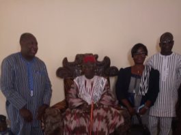 Réconciliation nationale : Le ministre Zéphirin Diabré prend conseil auprès du Naaba Kiiba