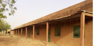 Banwa: Lycée Provincial fermé pour prime des professeurs impayée