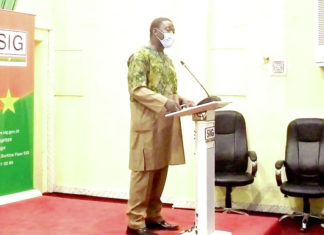 Vaccin anti-COVID-19 « Nous travaillons à son introduction au Burkina », Dr Brice Bicaba