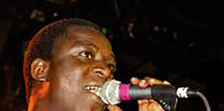 Musique sénégalaise Thione Seck, « la voix d’or du Mbalax », s’est éteint