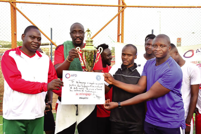 Lutte contre le cancer du col de l’utérus: médecins du monde et Sidwaya s’unissent autour du match de foot