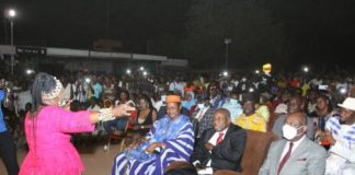 Nuit du mécénat: Des artistes-musiciens remercient Apollinaire Compaoré