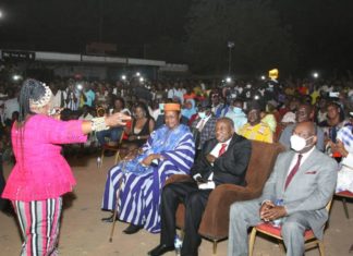 Nuit du mécénat: Des artistes-musiciens remercient Apollinaire Compaoré