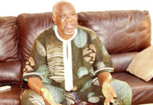 Canicule : « Tout le monde doit éviter les déplacements non essentiels entre 11 et 15 h », Pr Jean-Gabriel Wango, spécialiste en psycho-gériatrie