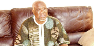 Canicule : « Tout le monde doit éviter les déplacements non essentiels entre 11 et 15 h », Pr Jean-Gabriel Wango, spécialiste en psycho-gériatrie