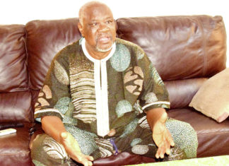 Canicule : « Tout le monde doit éviter les déplacements non essentiels entre 11 et 15 h », Pr Jean-Gabriel Wango, spécialiste en psycho-gériatrie