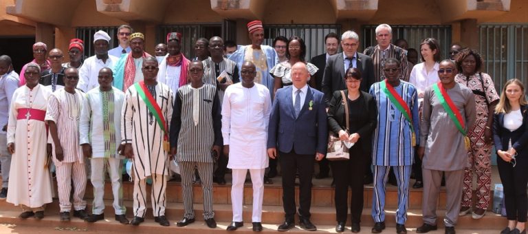 Coopération Suisse-Burkina Faso : Le président du parlement suisse, Andreas Aebi en visite à Fada N’Gourma