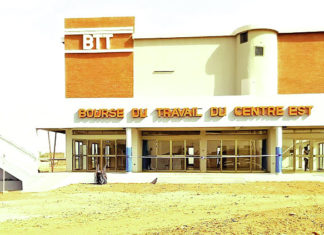 Bourse du travail du Centre-Est : Un bâtiment flambant neuf inauguré