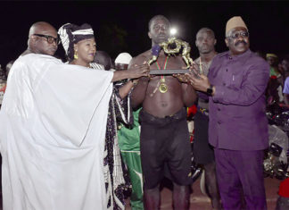 Festival international de lutte africaine du Sourou : le Sénégal dompte l’arène de Tougan