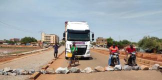 Inondation: Les riverains de la zone1 (entre maison de la femme et l’ex- maquis TV5) protestent