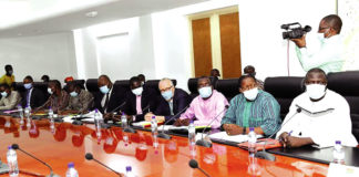 Etat-Secteur privé : Veiller à la bonne marche des affaires