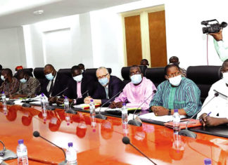 Etat-Secteur privé : Veiller à la bonne marche des affaires