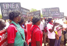 Coupures d’eau et d’électricité : Des femmes protestent à Koudougou