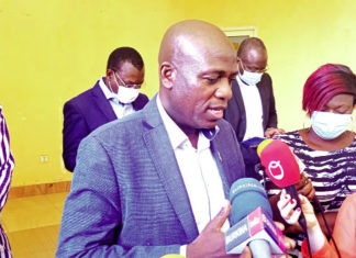 Vaccination contre la COVID-19 : Bientôt des essais cliniques au Burkina