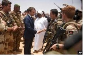 Emmanuel Macron annonce la fin de l’opération Barkhane au Sahel